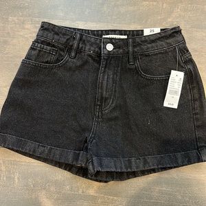 Pacsun Mom short black Size 25 NWT